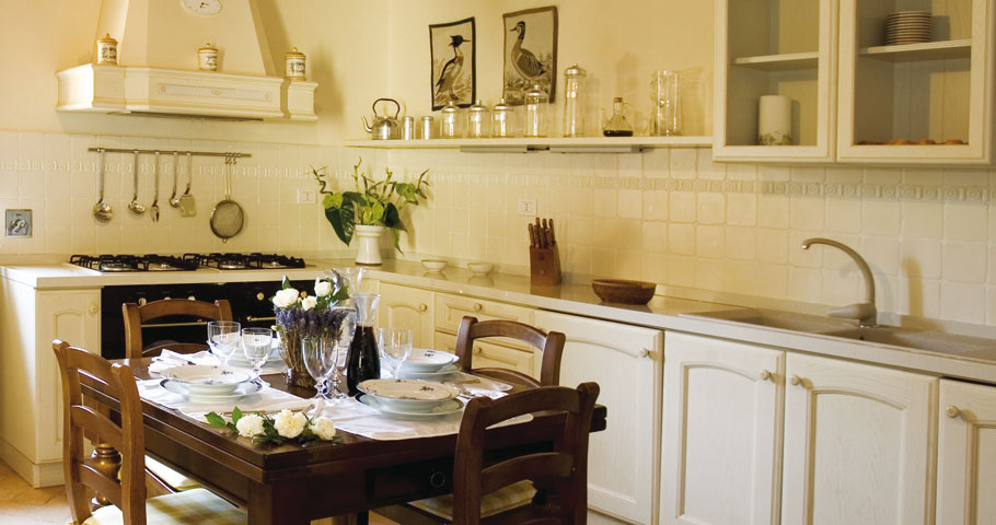 Agriturismo Mugello casa con piscina Tenuta Il Cerro giocare golf Firenze pescare Lago Bilancino vacanze villa lusso